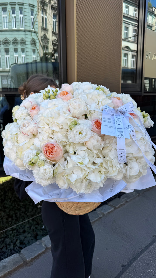 basket for the queen